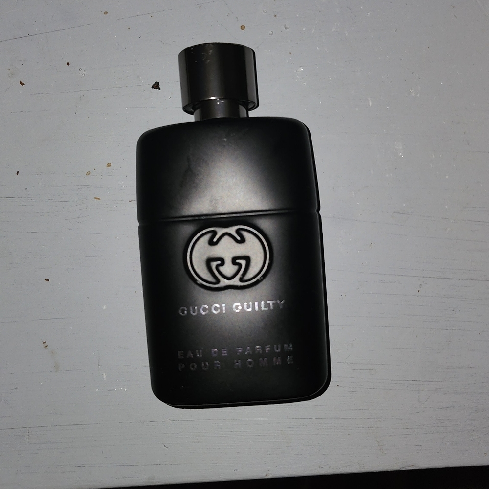 Men's cologne